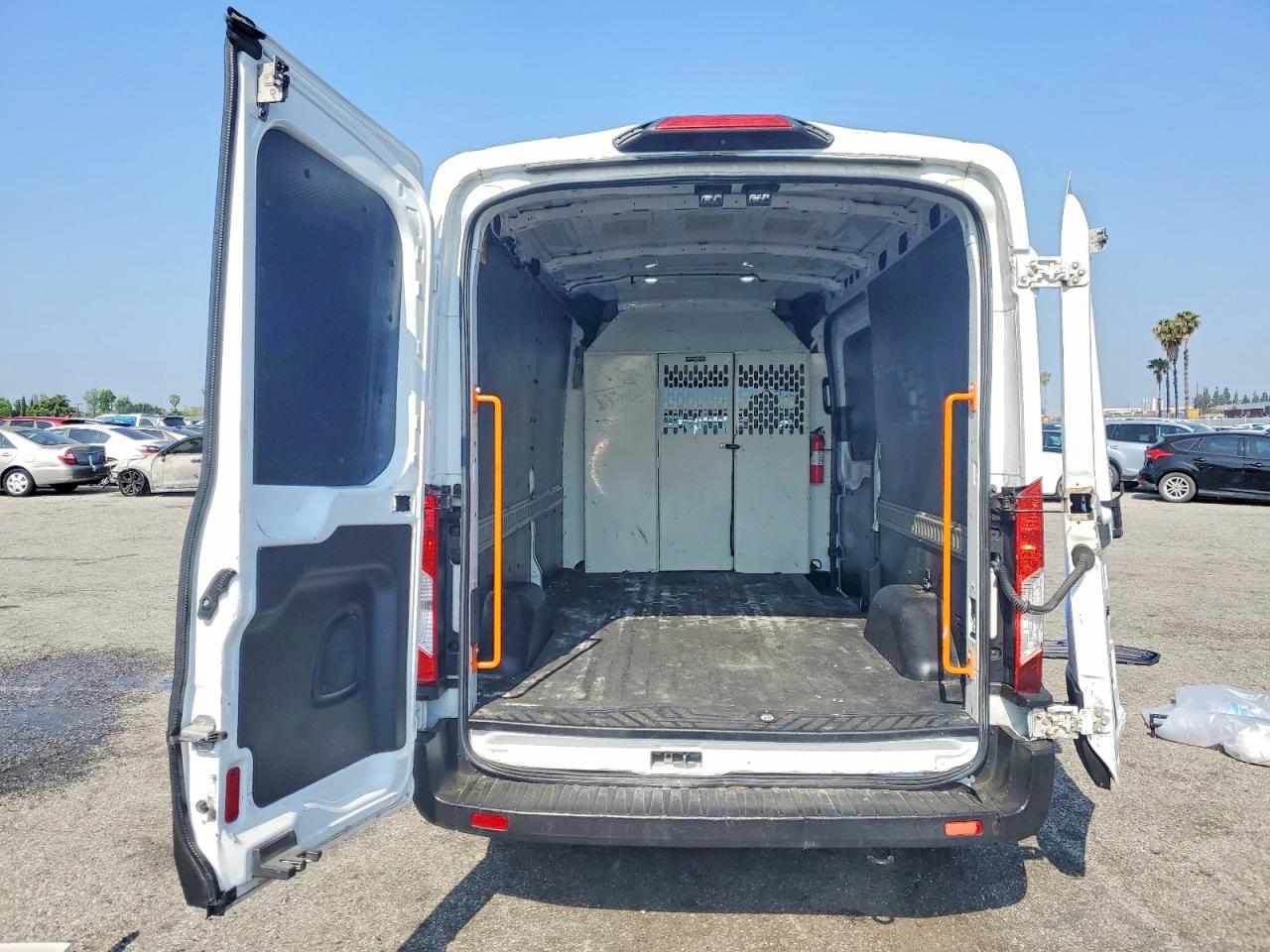 FORD TRANSIT 2019 — 11