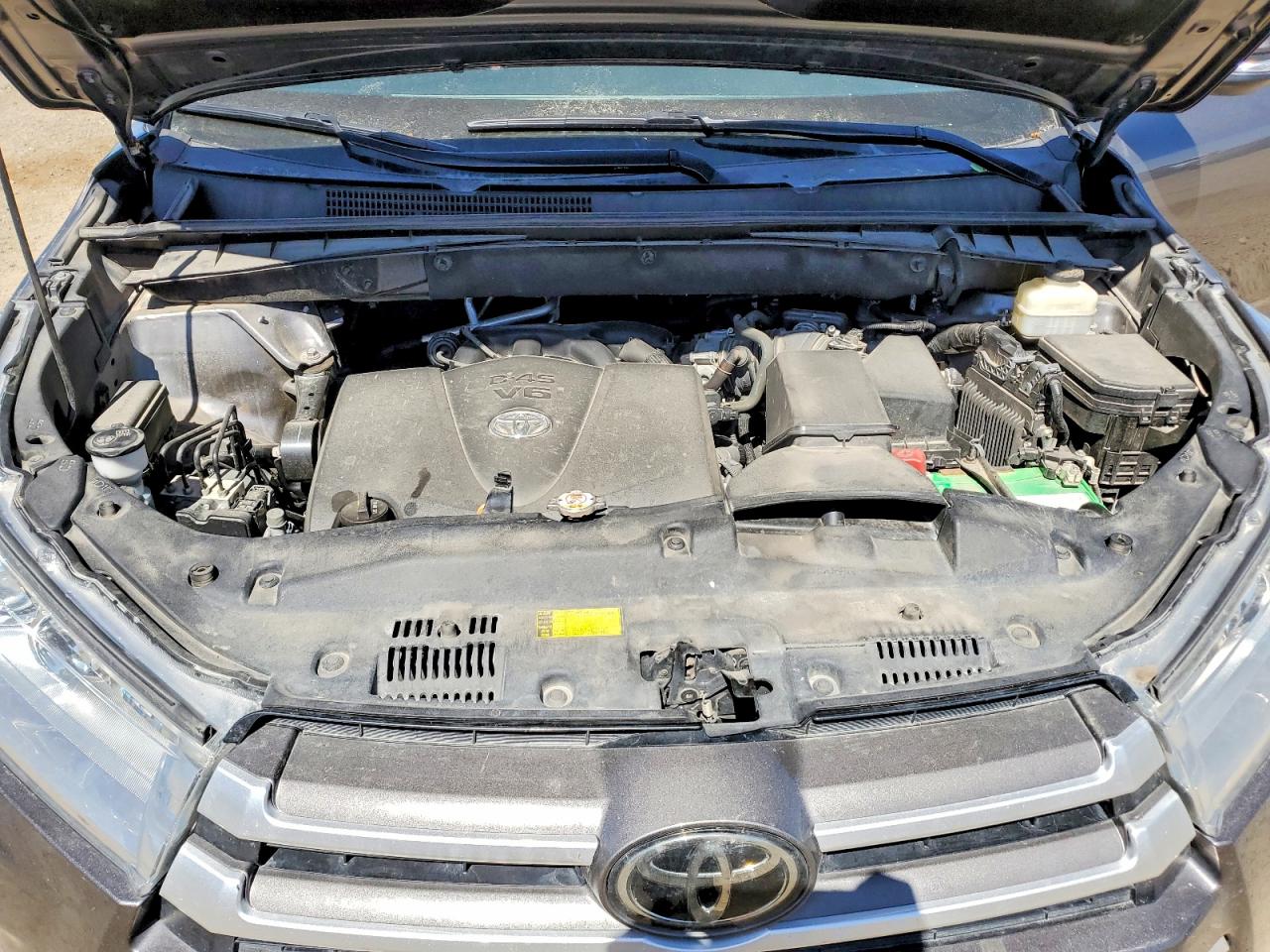 TOYOTA HIGHLANDER 2018 — 12