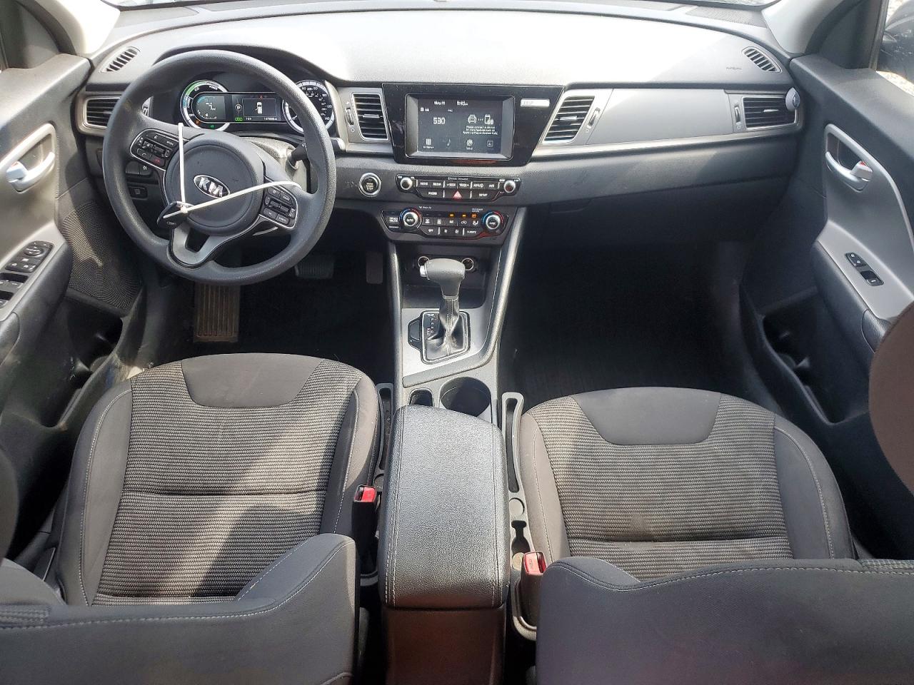 KIA NIRO 2017 — 9