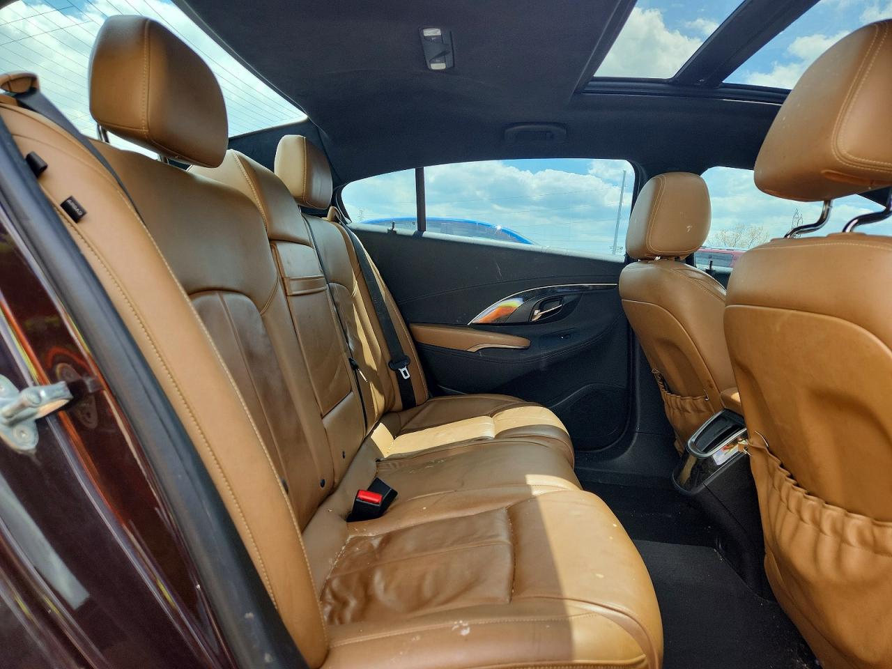 BUICK LACROSSE 2016 — 11