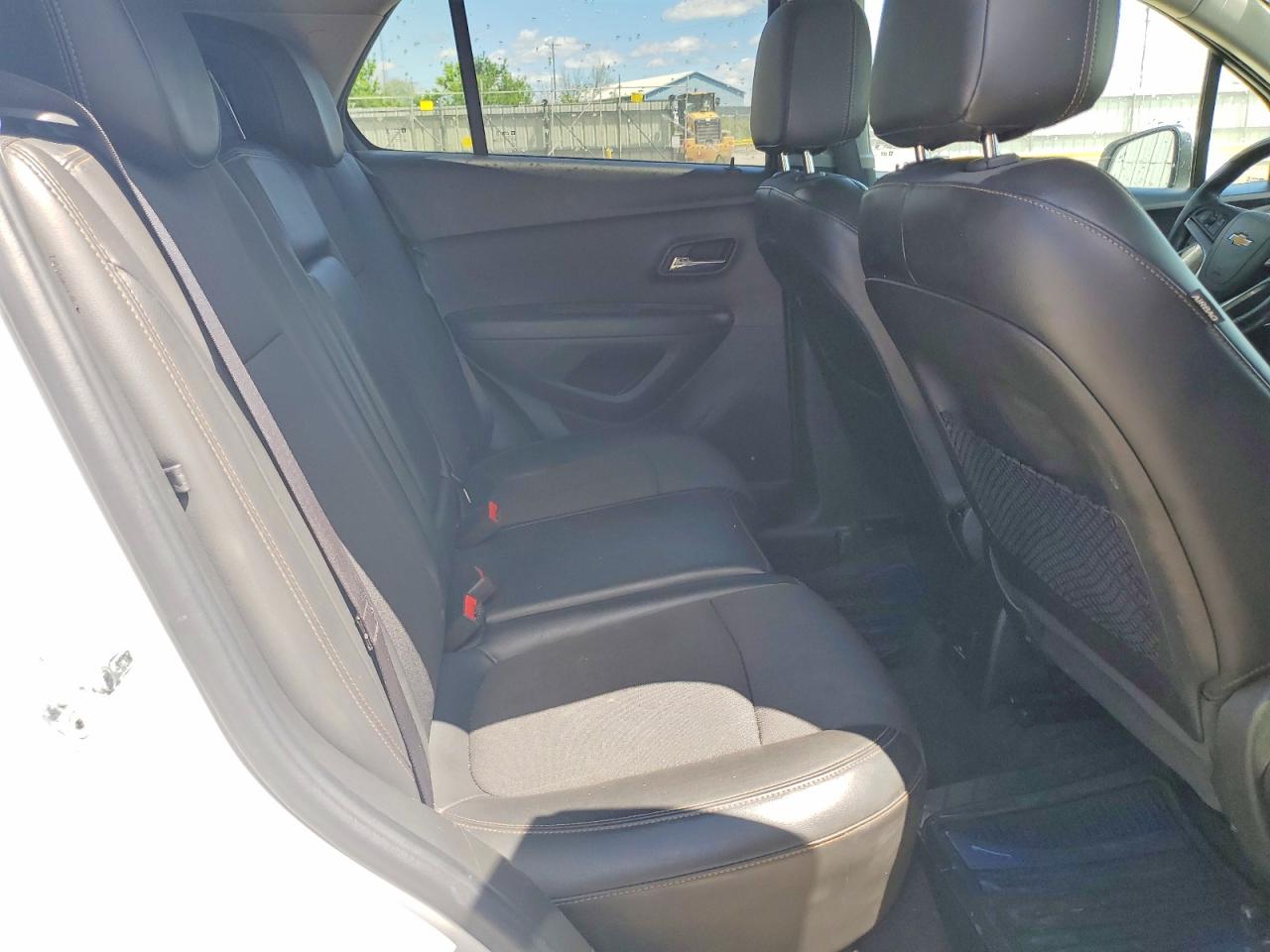 CHEVROLET TRAX 2020 — 12