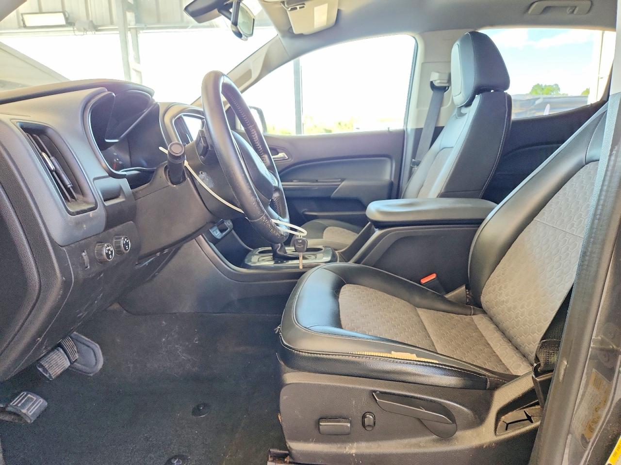 CHEVROLET COLORADO 2016 — 8