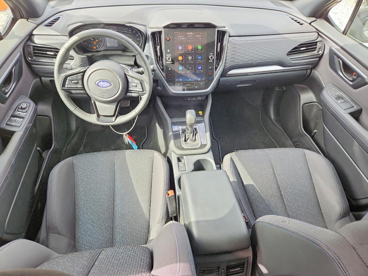 SUBARU FORESTER 2025 — 9
