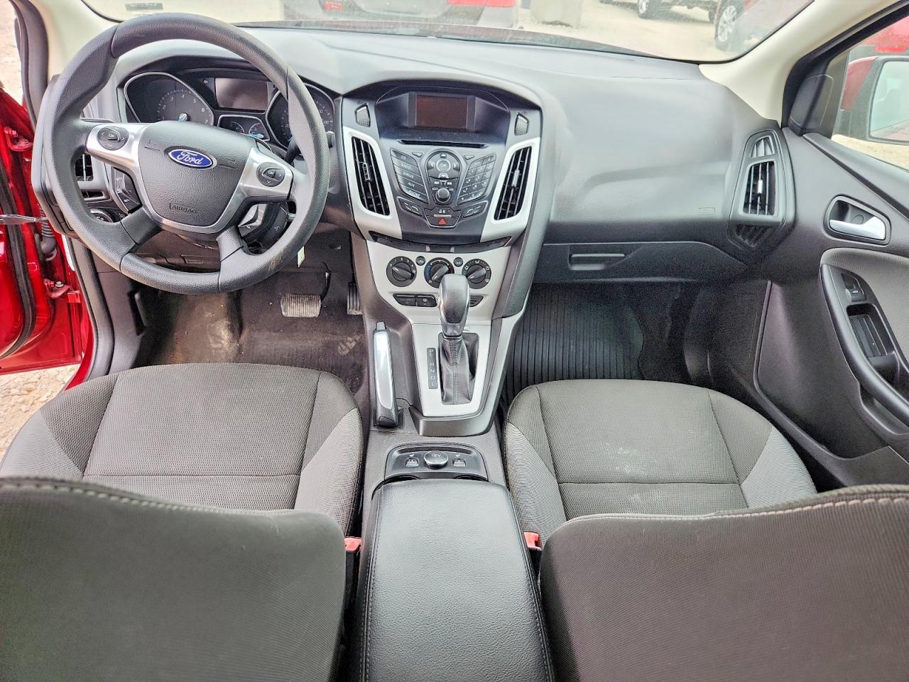 FORD FOCUS 2013 — 9