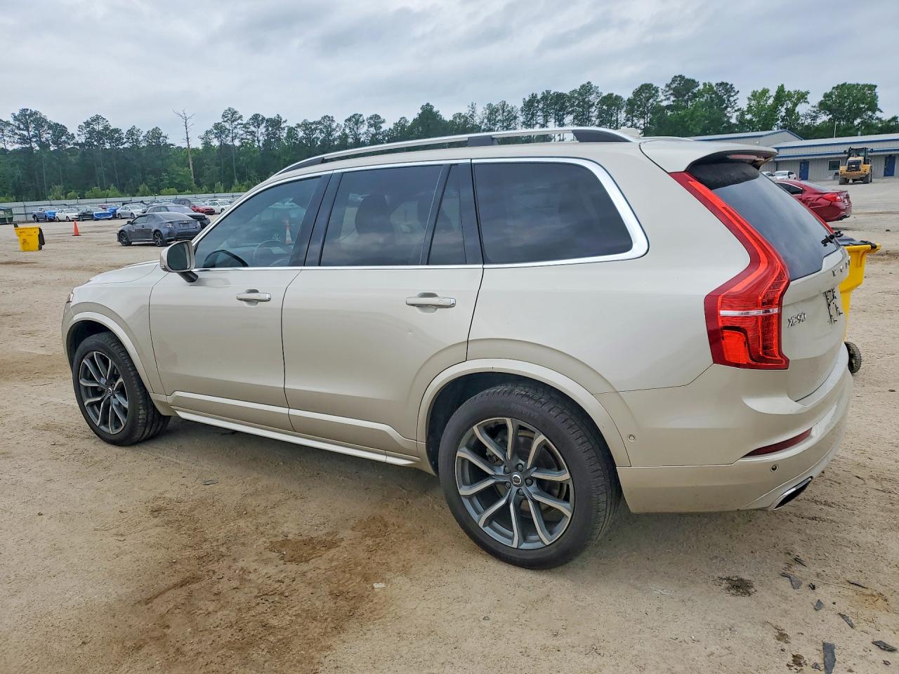 VOLVO XC90 2018 — 3
