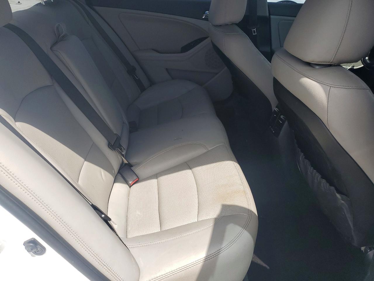 KIA OPTIMA 2012 — 11