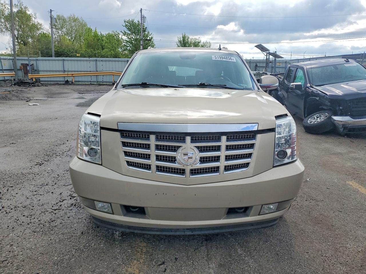CADILLAC ESCALADE 2011 — 6