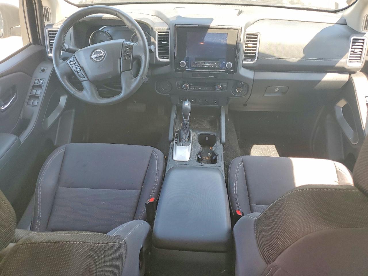 NISSAN FRONTIER 2022 — 9