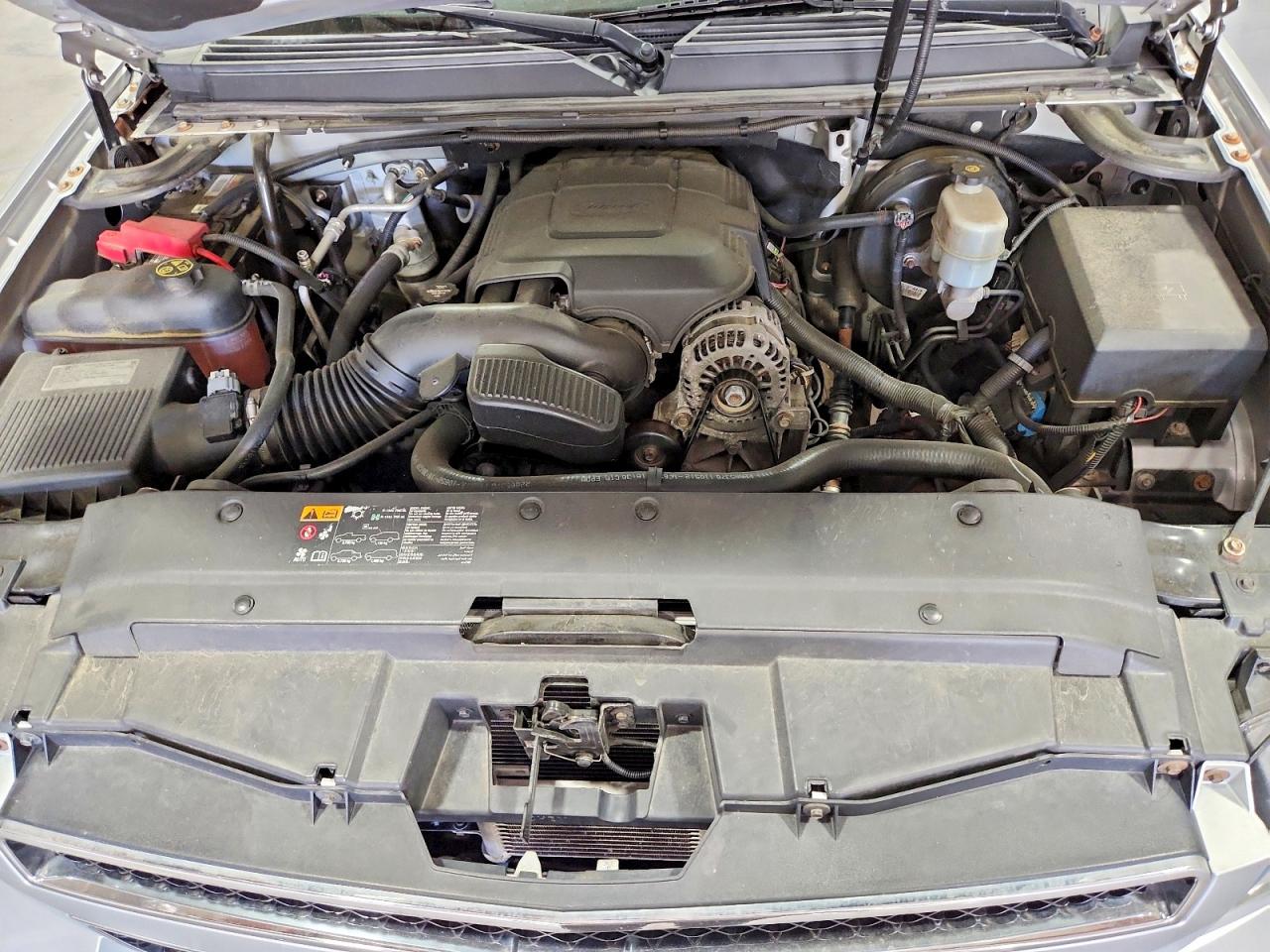 CHEVROLET AVALANCHE 2013 — 12
