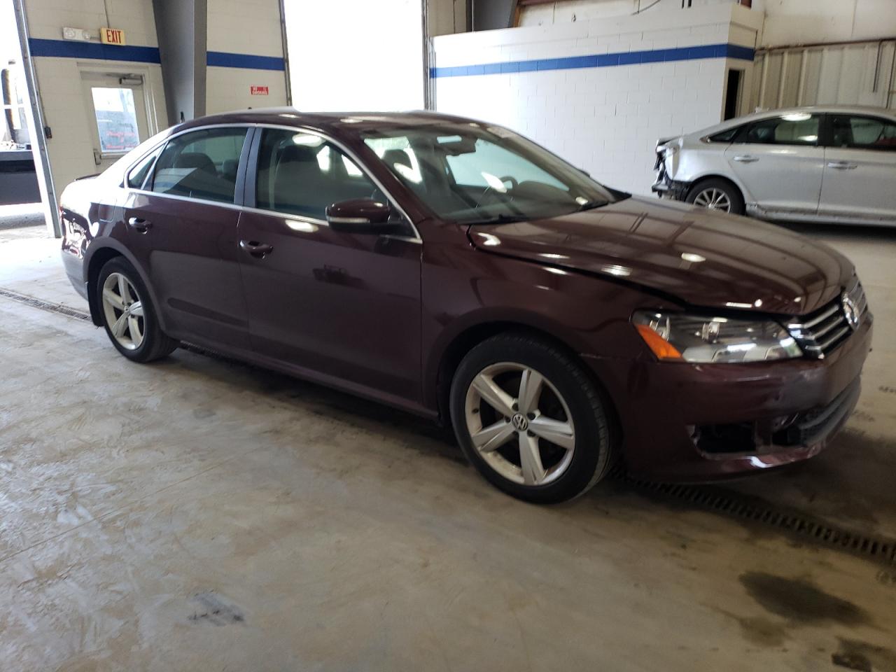 VOLKSWAGEN PASSAT 2013 — 5