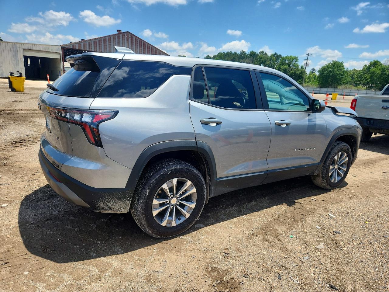CHEVROLET EQUINOX 2025 — 4