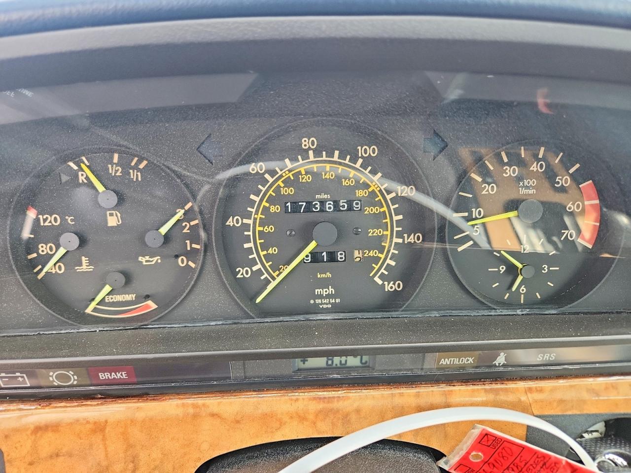 MERCEDES-BENZ 500 1985 — 10