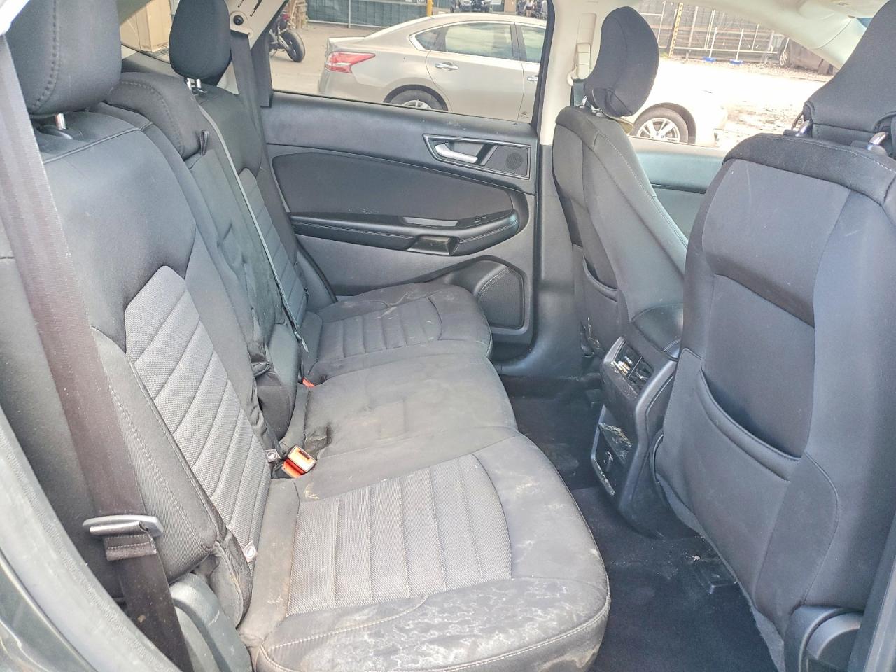 FORD EDGE 2015 — 12