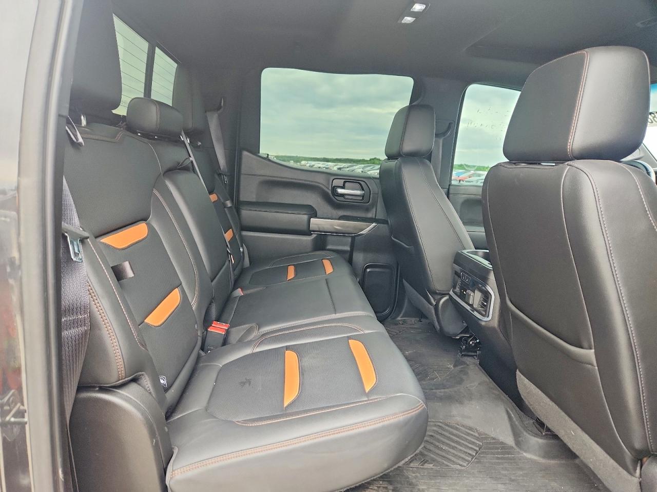 GMC SIERRA 2020 — 11