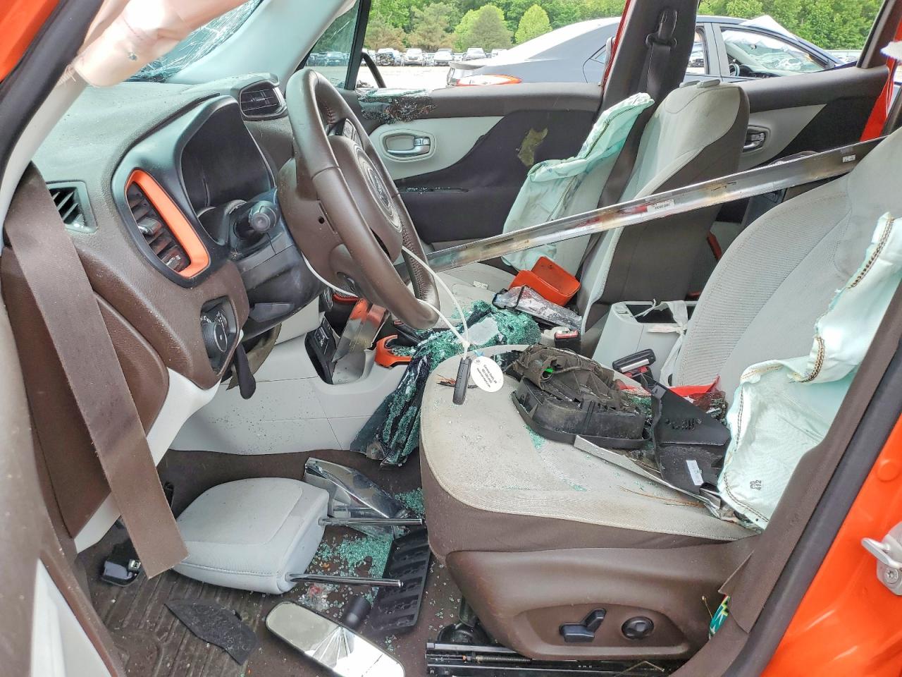 JEEP RENEGADE 2015 — 8