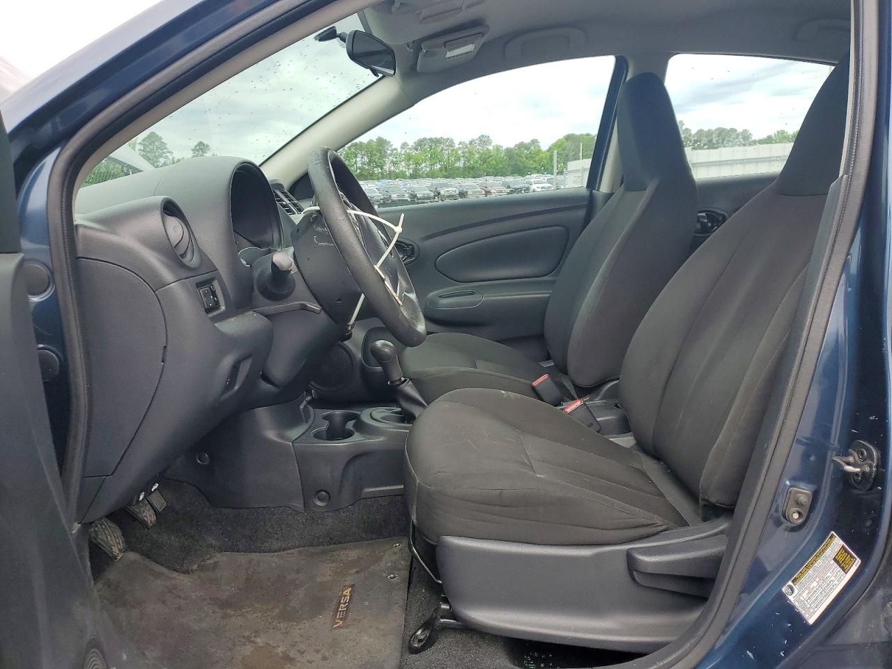 NISSAN VERSA 2017 — 8