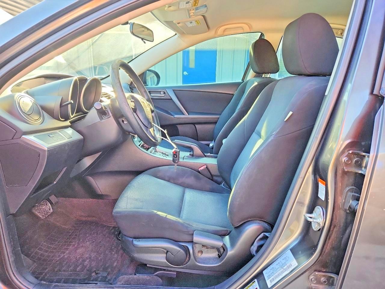 MAZDA 3 2010 — 8