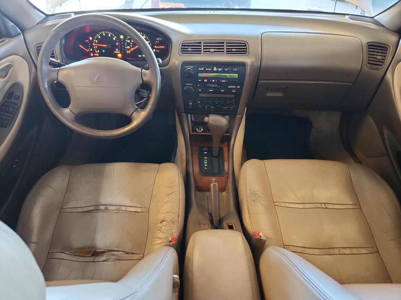LEXUS ES 1995 — 9