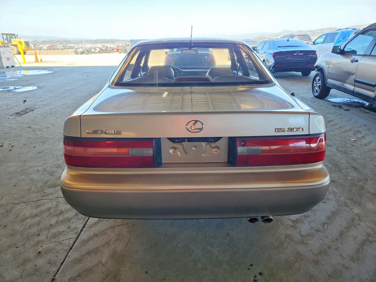 LEXUS ES 1995 — 7