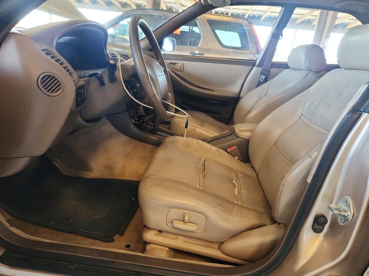 LEXUS ES 1995 — 8