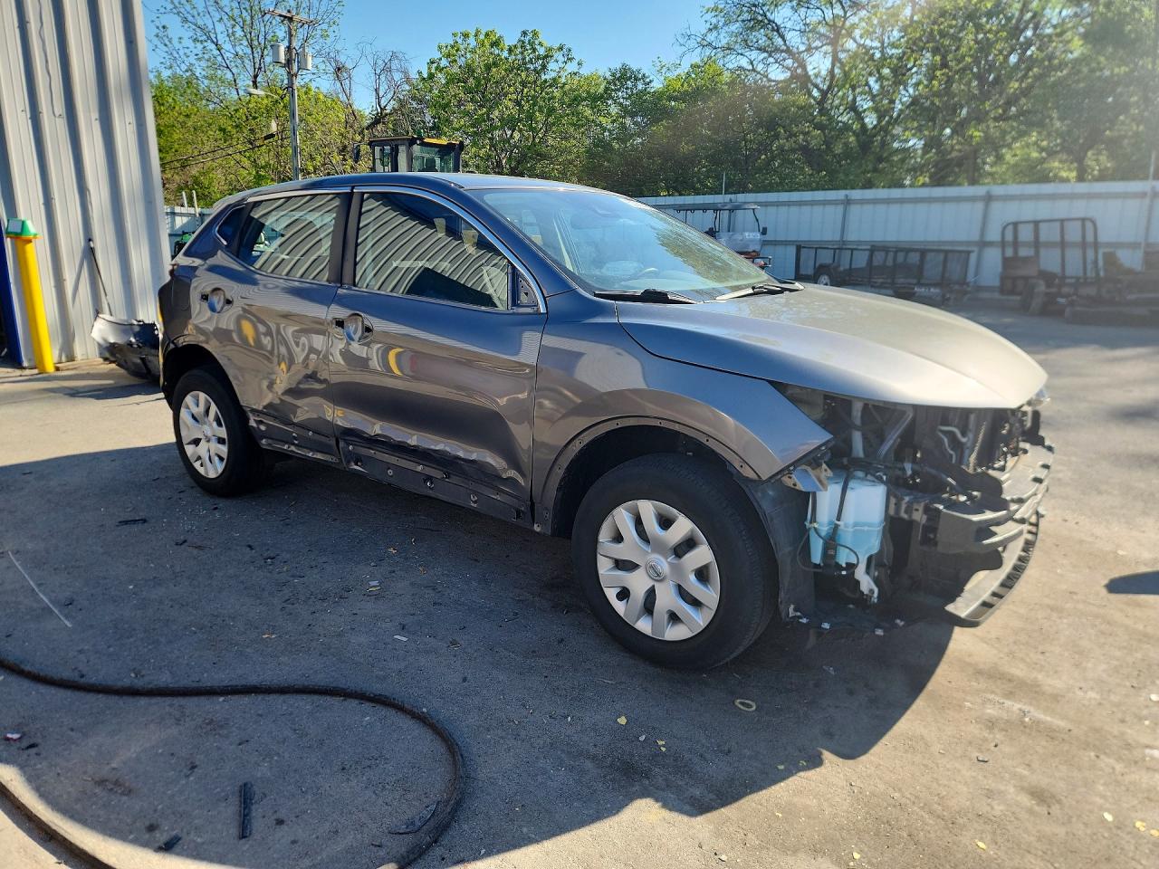 NISSAN ROGUE SPORT 2020 — 5
