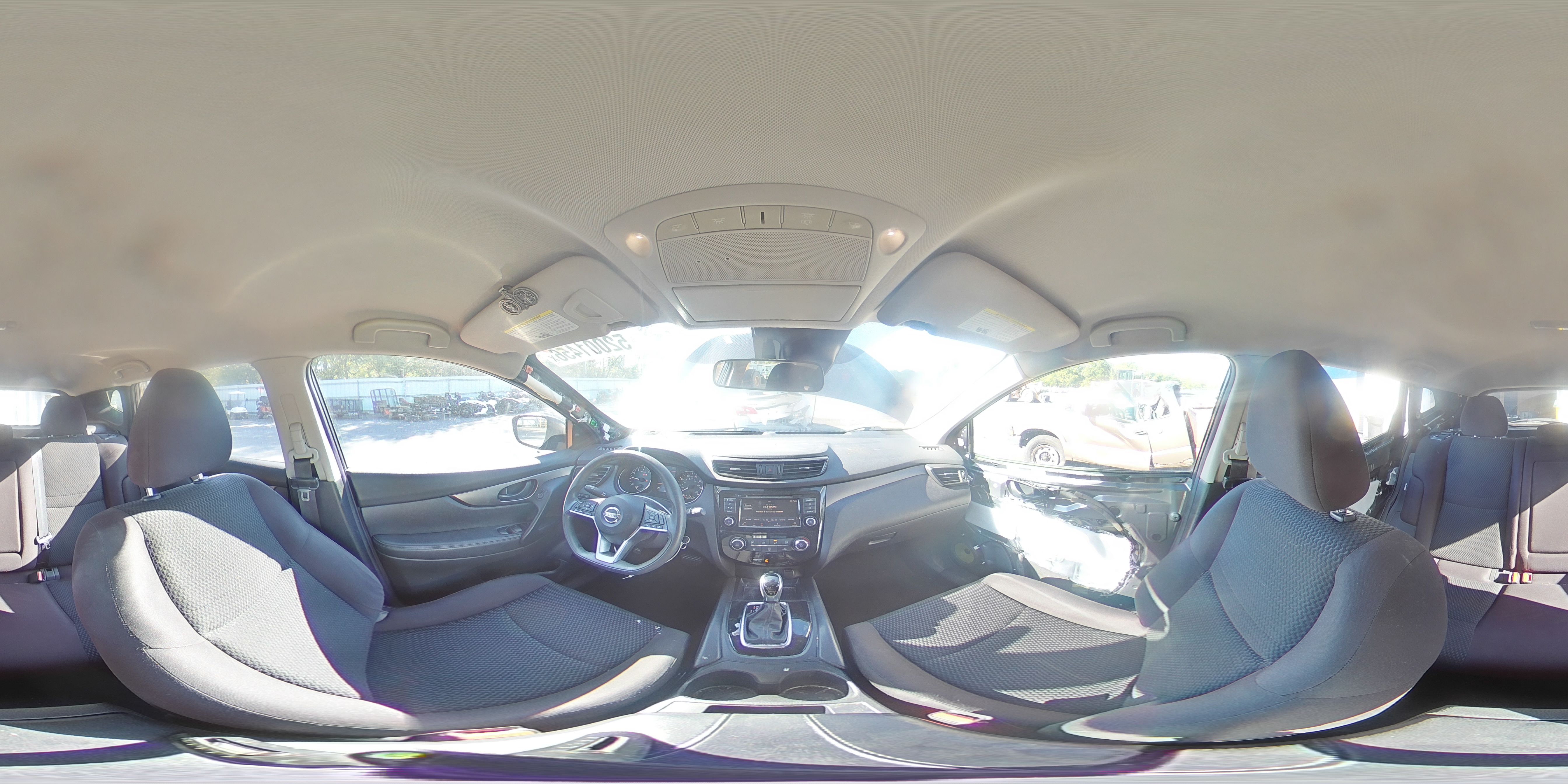 NISSAN ROGUE SPORT 2020 — 16