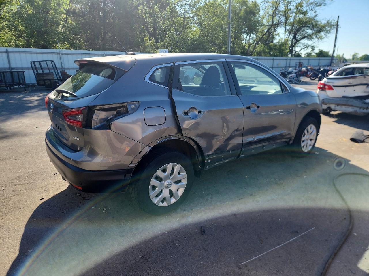 NISSAN ROGUE SPORT 2020 — 4