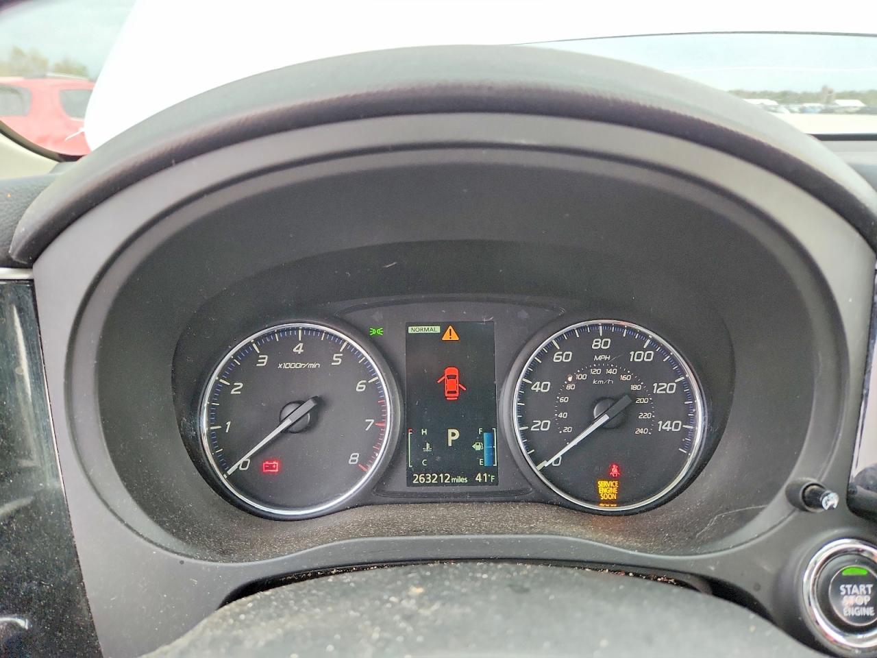MITSUBISHI OUTLANDER 2014 — 10