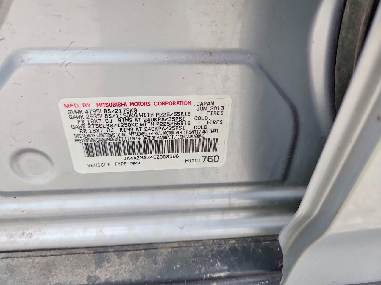 MITSUBISHI OUTLANDER 2014 — 14