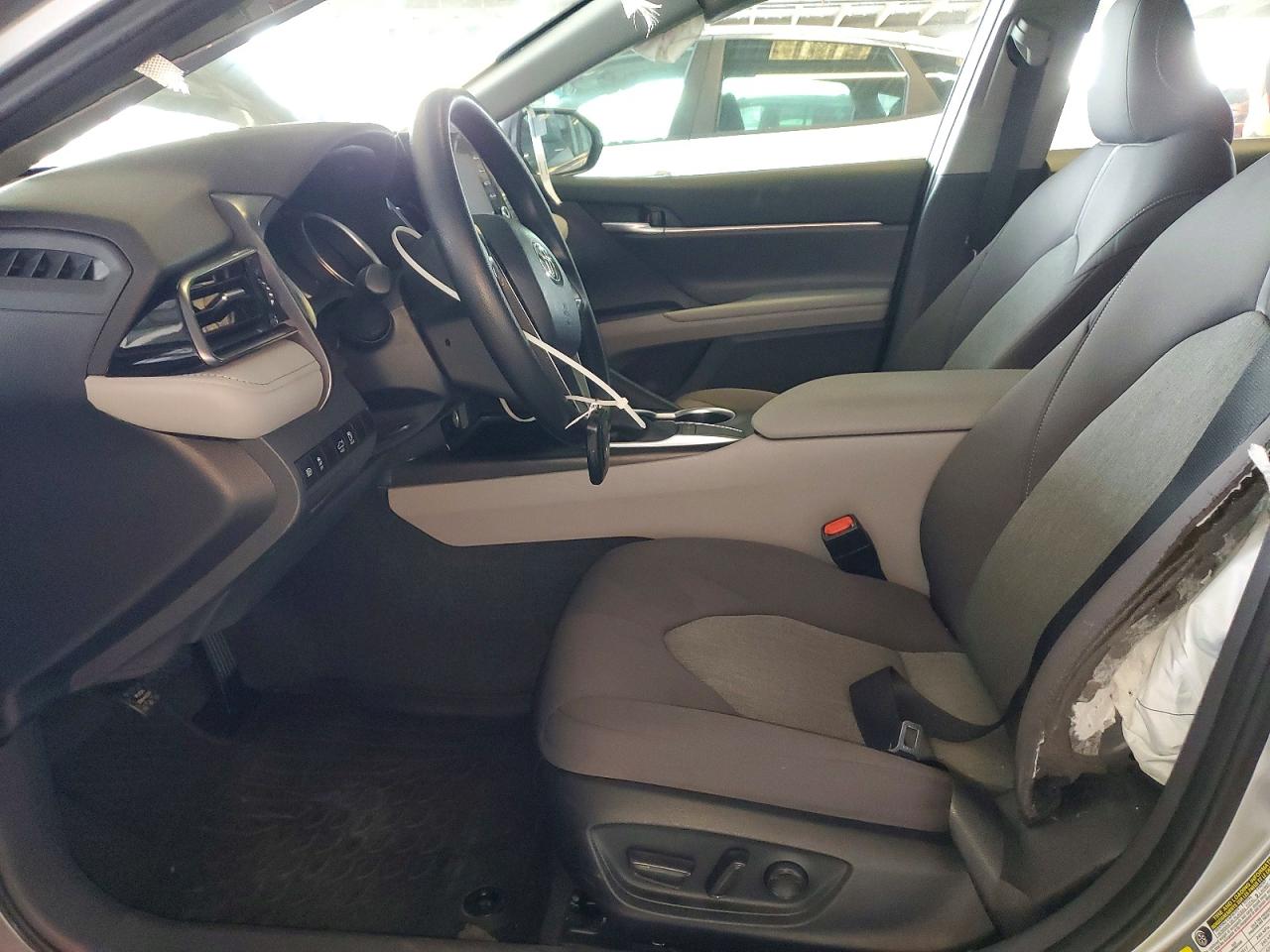 TOYOTA CAMRY 2024 — 8