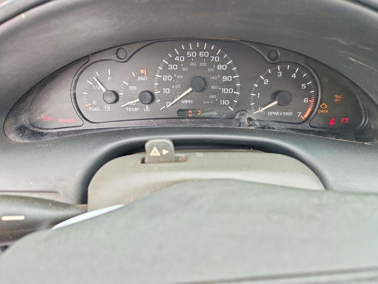 CHEVROLET CAVALIER 2000 — 10
