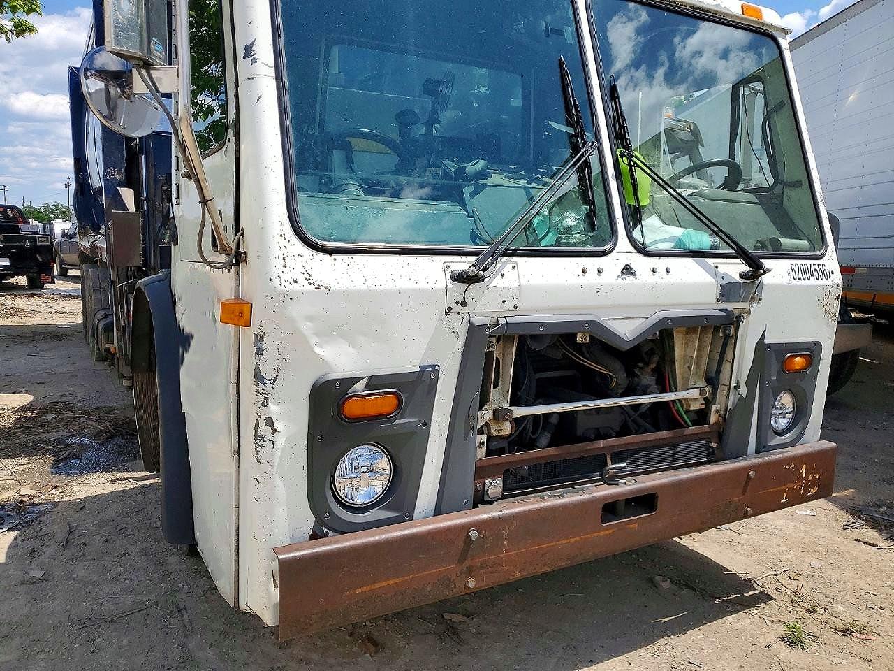 Mack 600 2009 — 10
