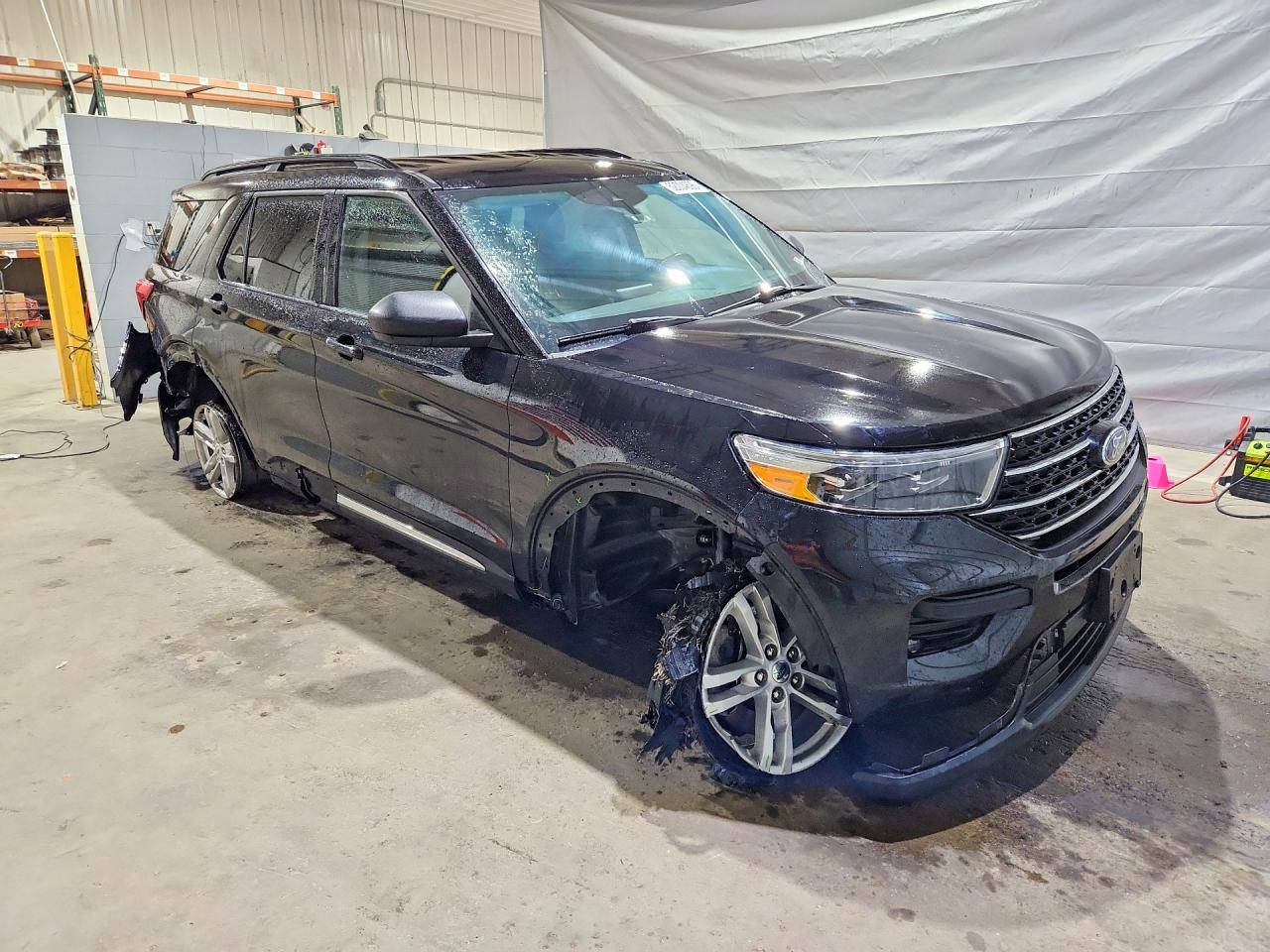 FORD EXPLORER 2020 — 5