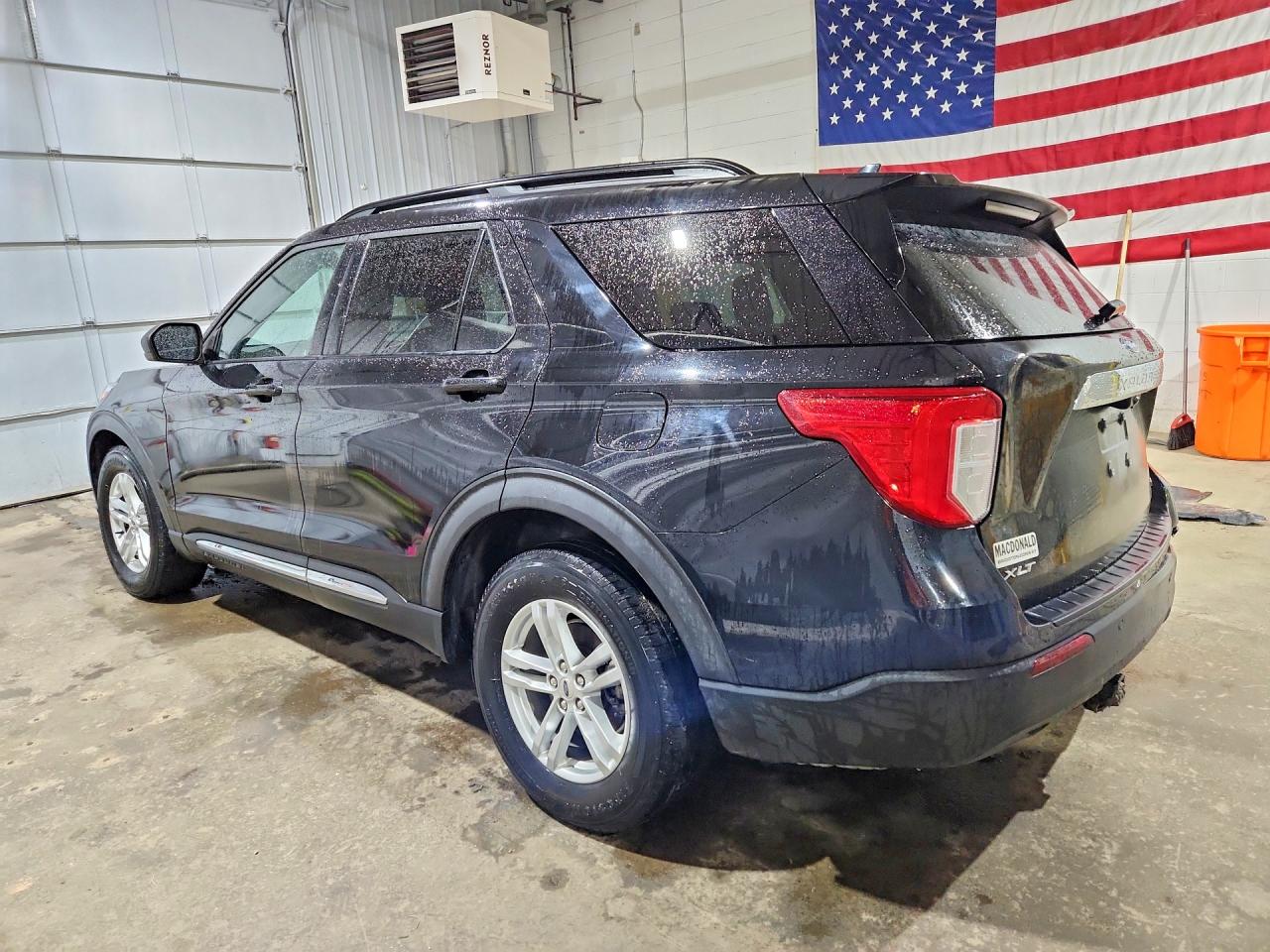 FORD EXPLORER 2020 — 3