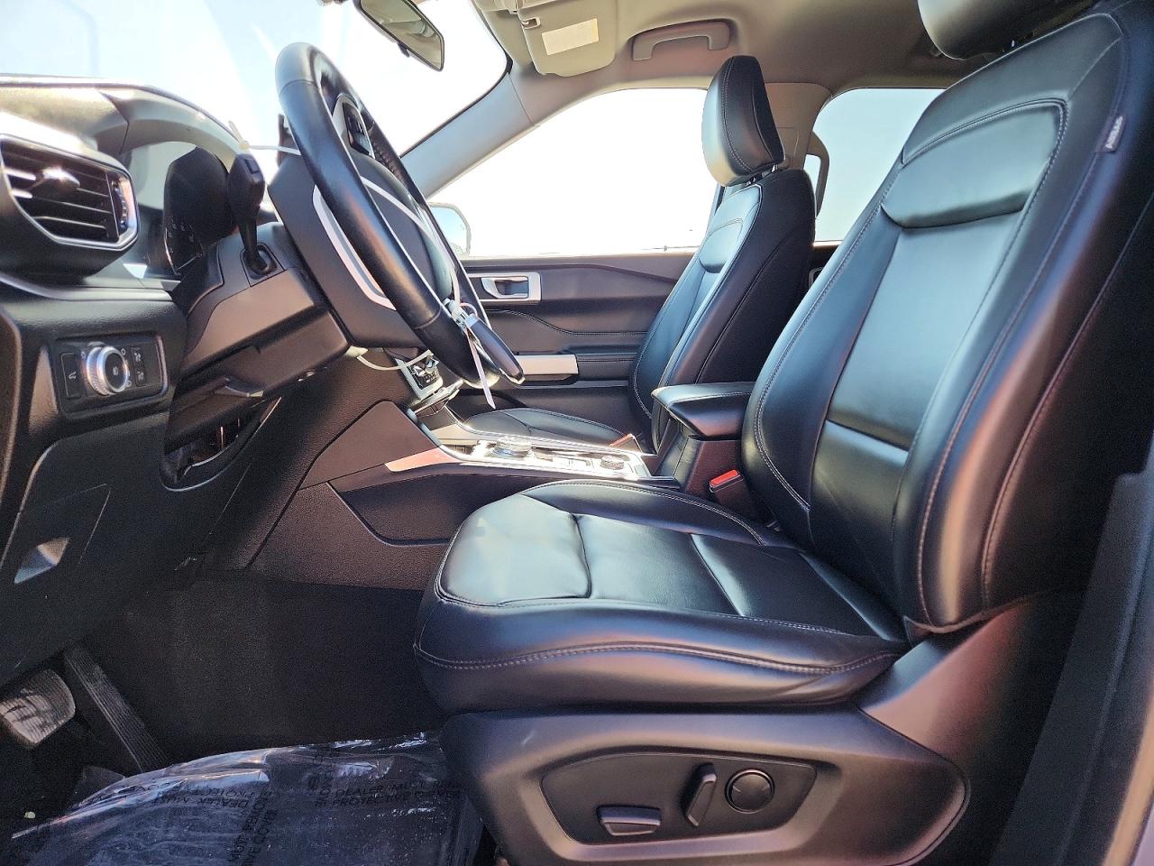 FORD EXPLORER 2021 — 8