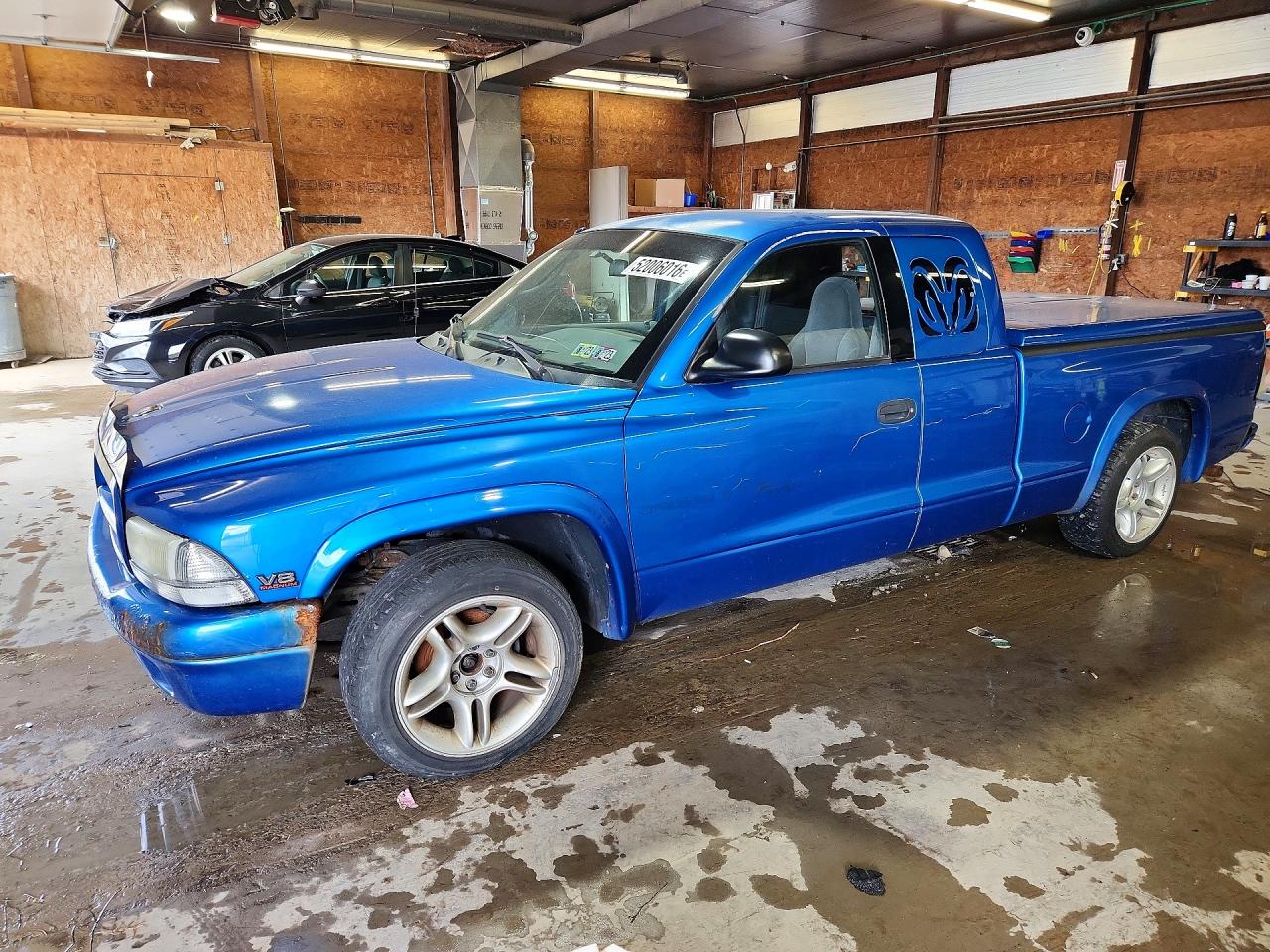 DODGE DAKOTA 2000 — 2