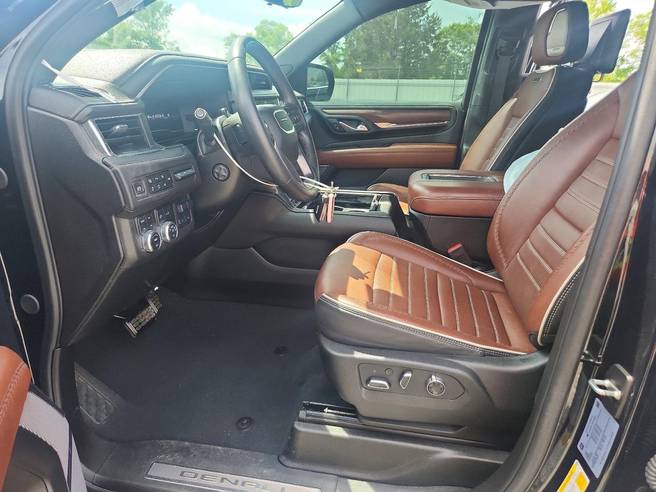 GMC YUKON 2024 — 8