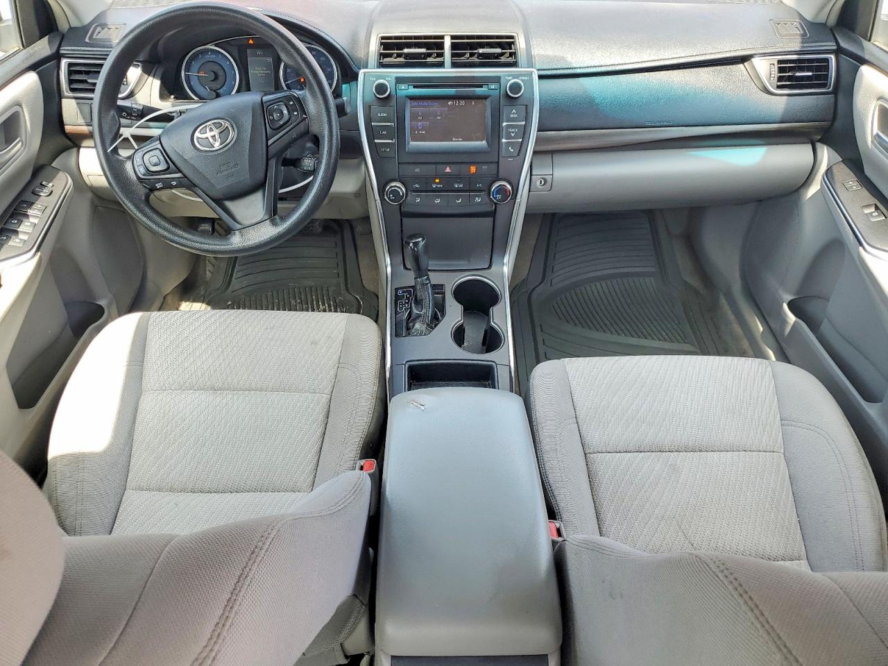 TOYOTA CAMRY 2016 — 9