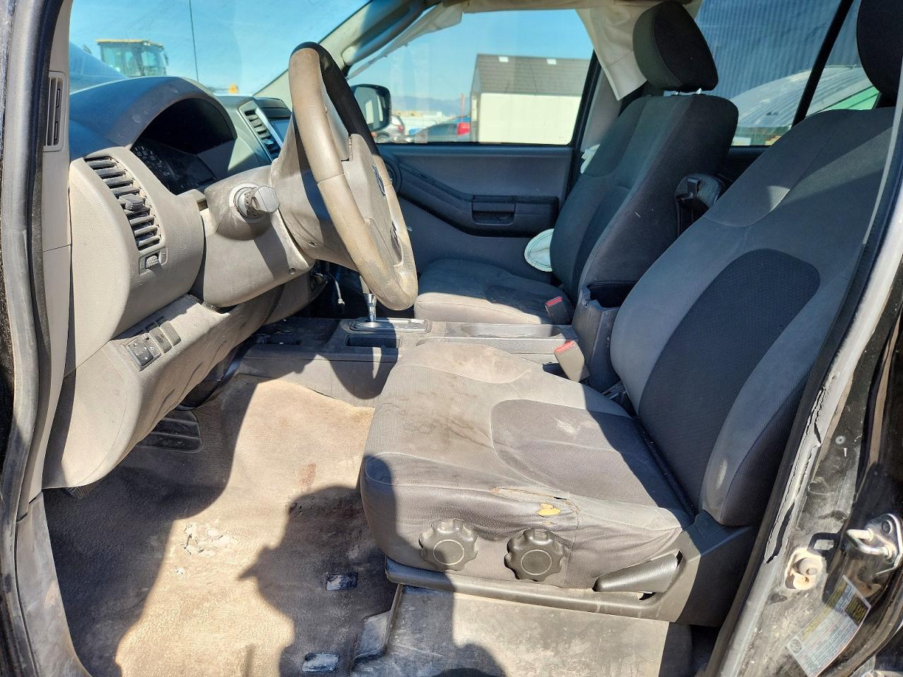 NISSAN XTERRA 2010 — 8