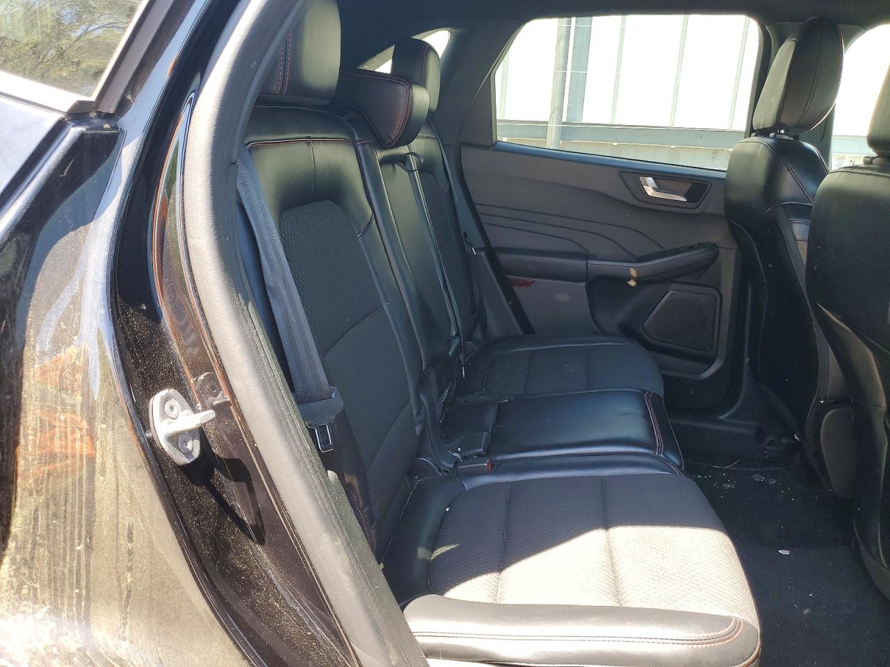 FORD ESCAPE 2023 — 11