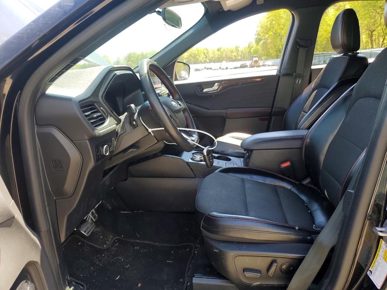 FORD ESCAPE 2023 — 8