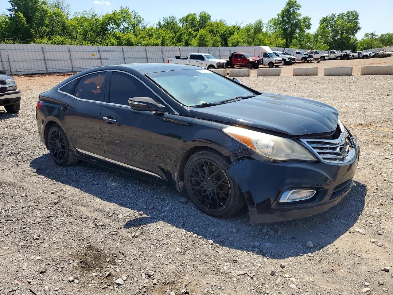 HYUNDAI AZERA 2012 — 5