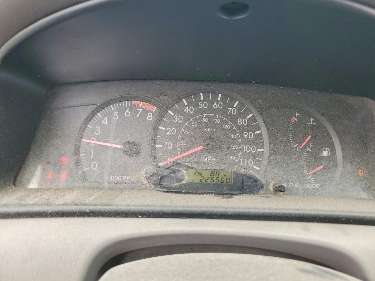 TOYOTA COROLLA 2005 — 10