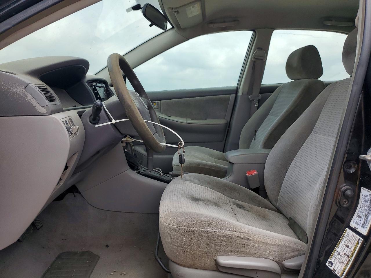 TOYOTA COROLLA 2005 — 8