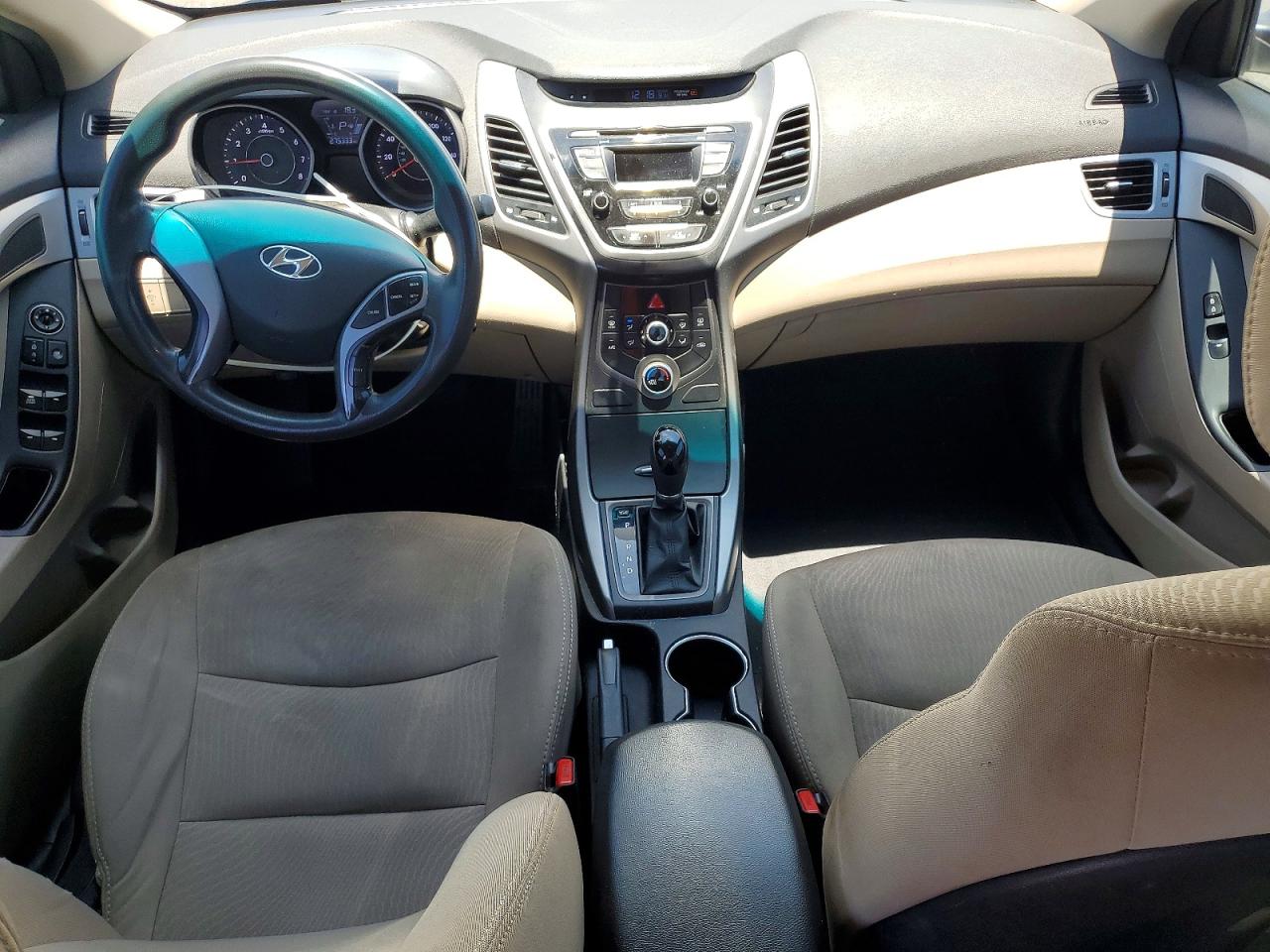 HYUNDAI ELANTRA 2016 — 9