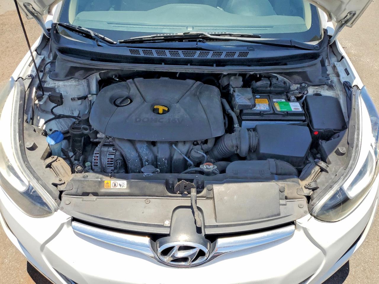 HYUNDAI ELANTRA 2016 — 12