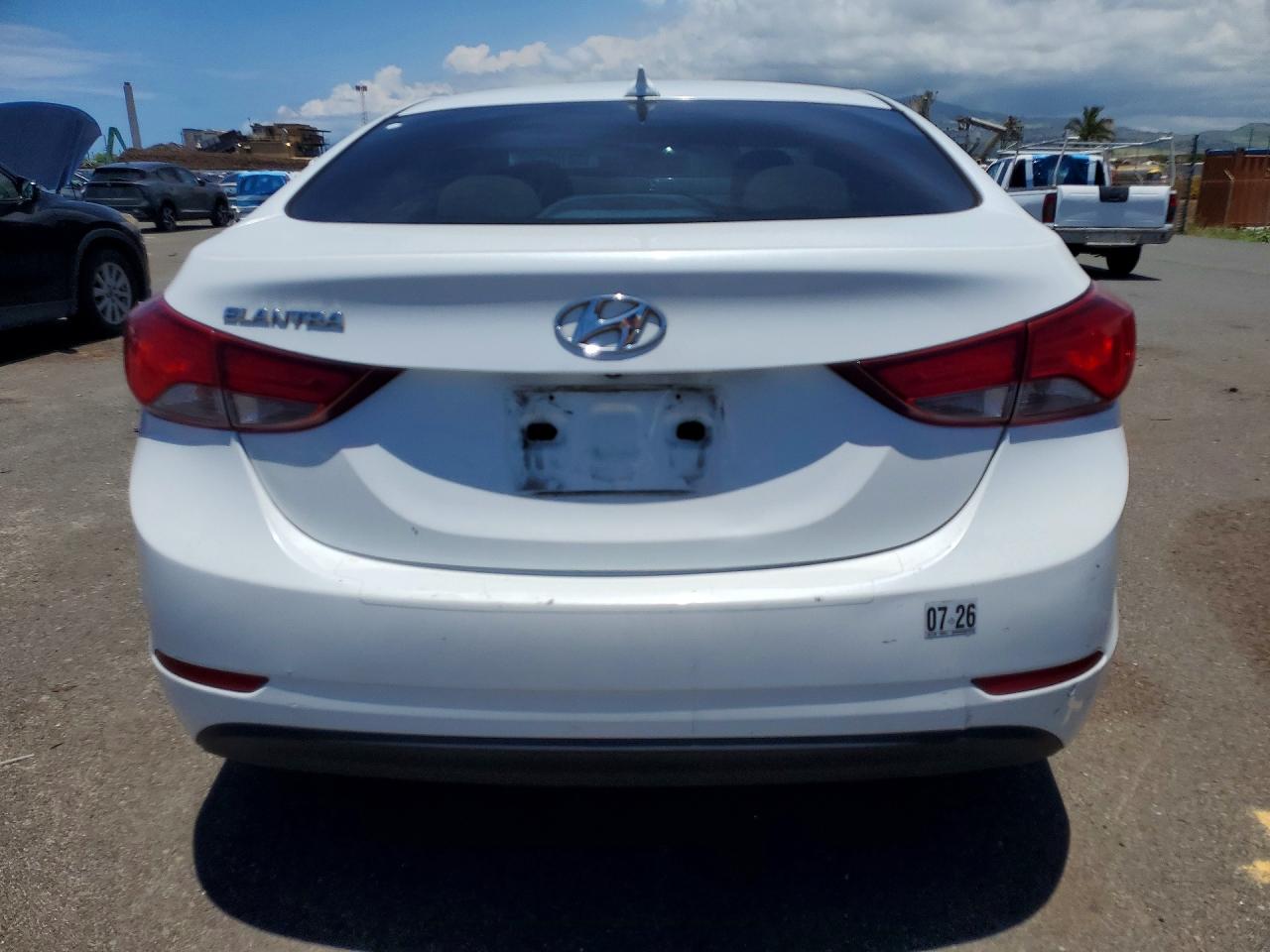 HYUNDAI ELANTRA 2016 — 7