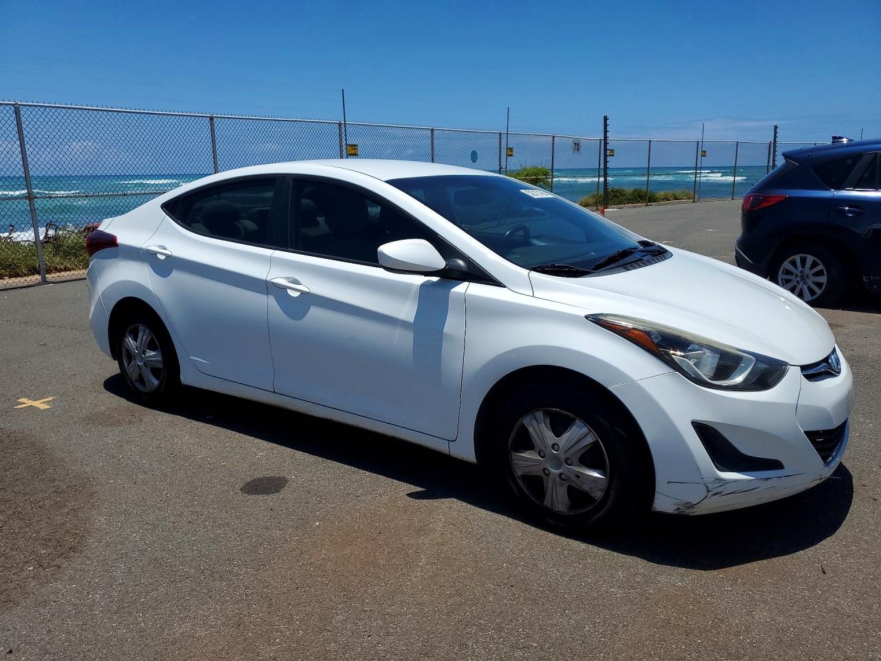 HYUNDAI ELANTRA 2016 — 5