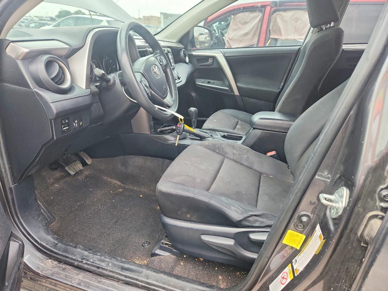 TOYOTA RAV4 2017 — 8