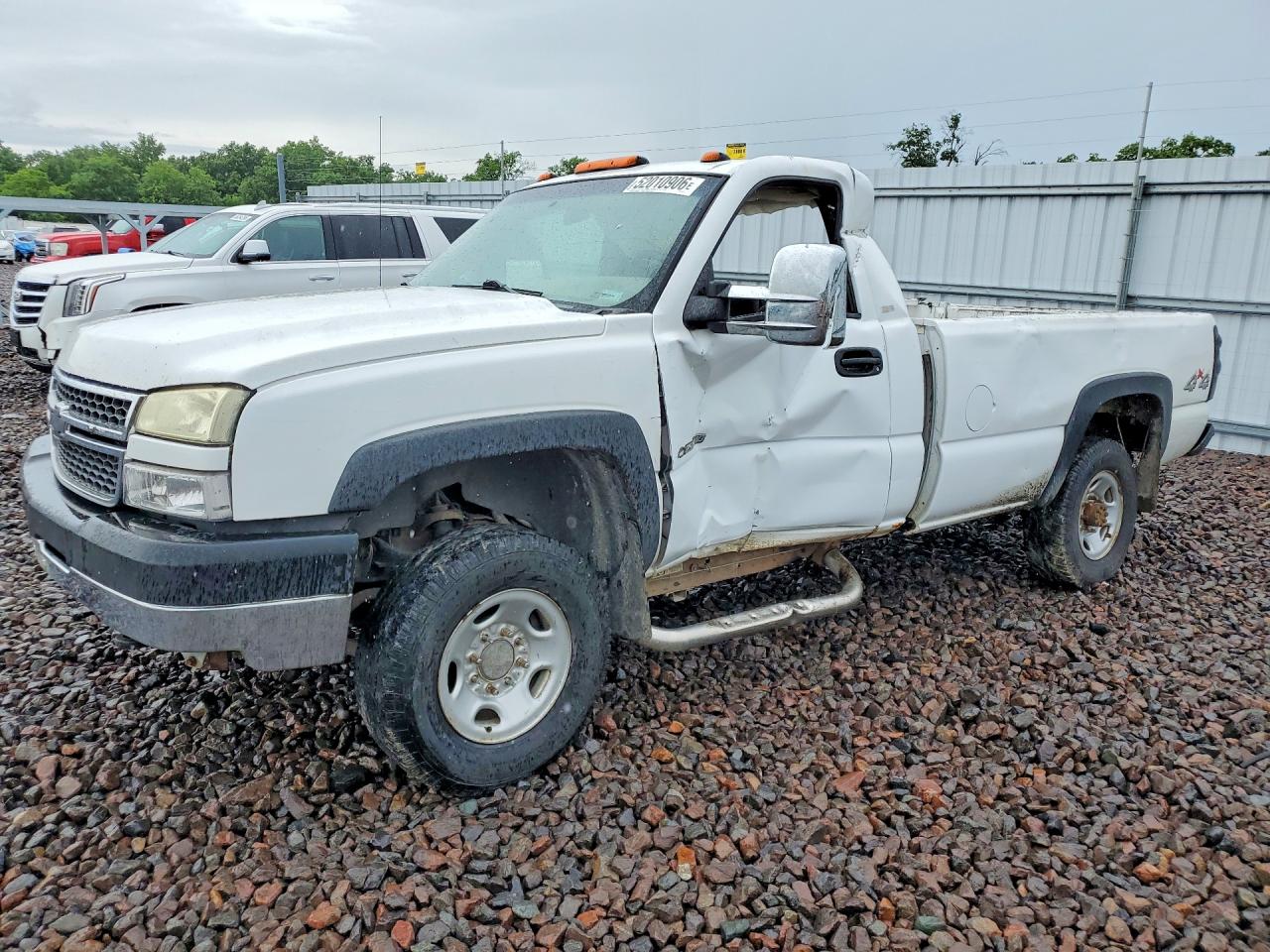 CHEVROLET SILVERADO 2005 — 2